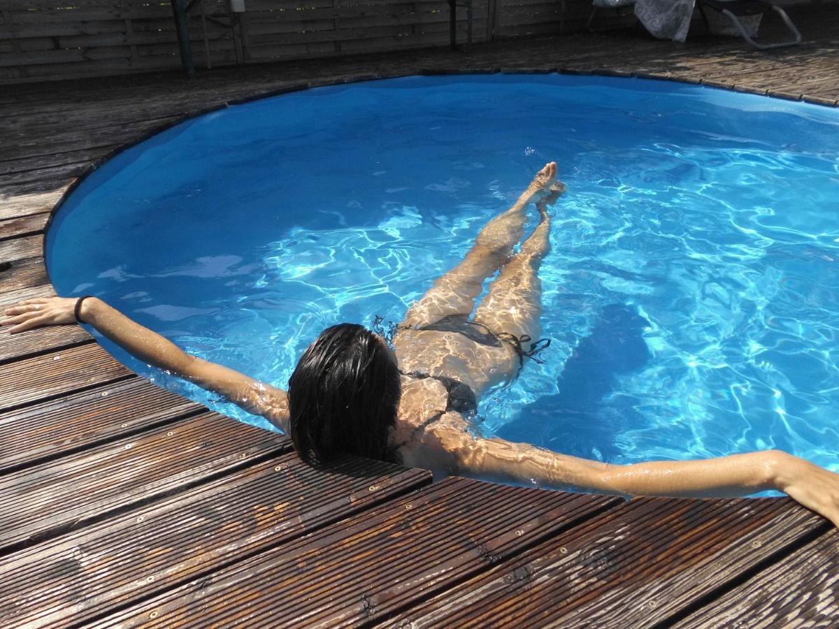 Balatonszárszó Kenge Apartmanok מראה חיצוני תמונה